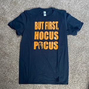 Halloween Graphic T-Shirt Unisex NWT